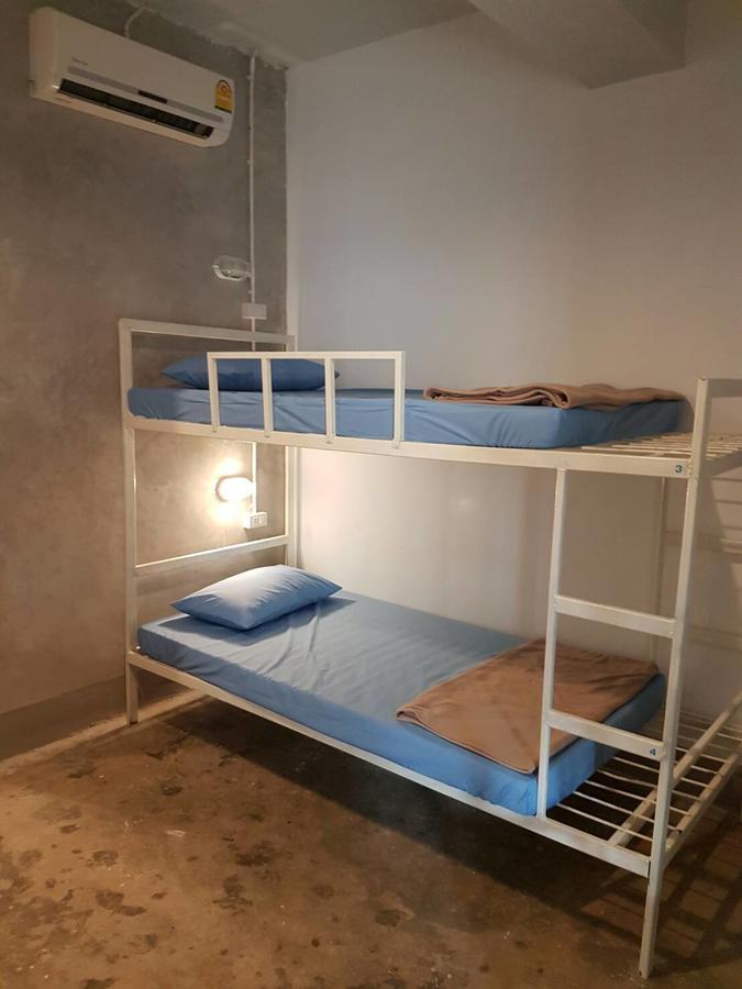 Shut Eye Party Hostel (Adults Only) Pai Exterior photo