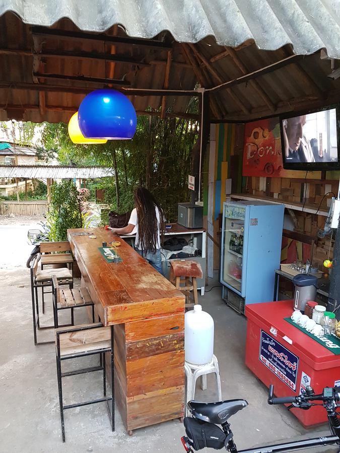 Shut Eye Party Hostel (Adults Only) Pai Exterior photo